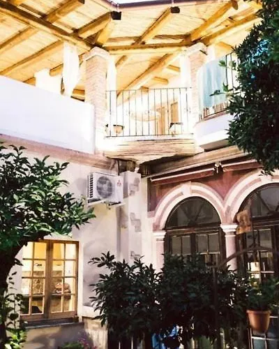 Bed & Breakfast Stentadi 3*